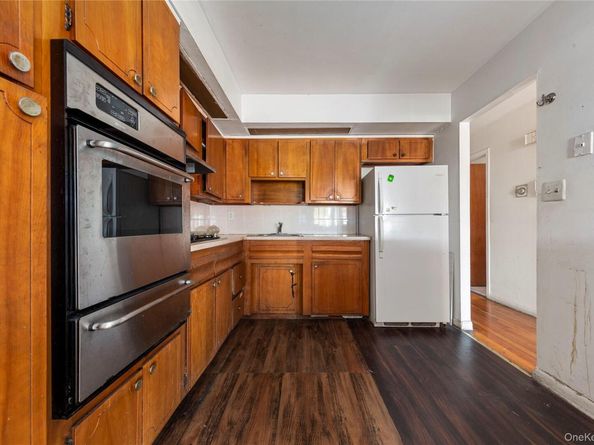 71-34 Kissena Boulevard, Flushing NY 11367