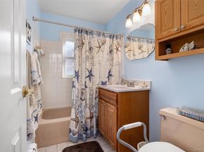 307-13 Hicksville Road 13, Bethpage NY 11714