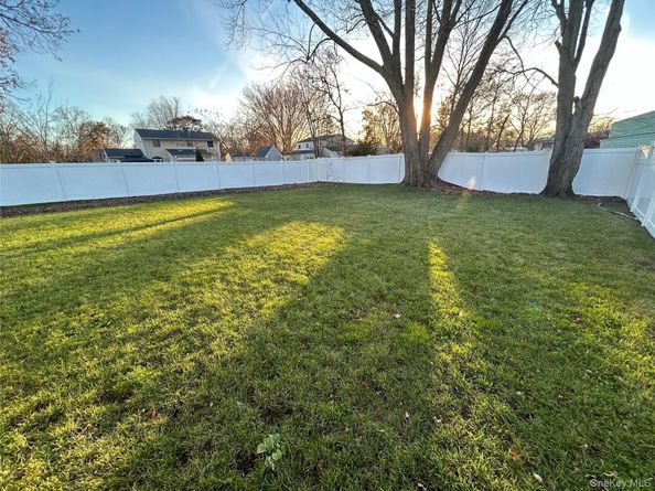 7 Heather Court, Centereach NY 11720