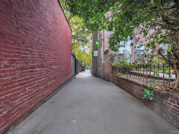 37-58 79th Street, Jackson Heights NY 11372