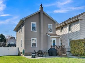 33 Pratt Street, New Rochelle NY 10801