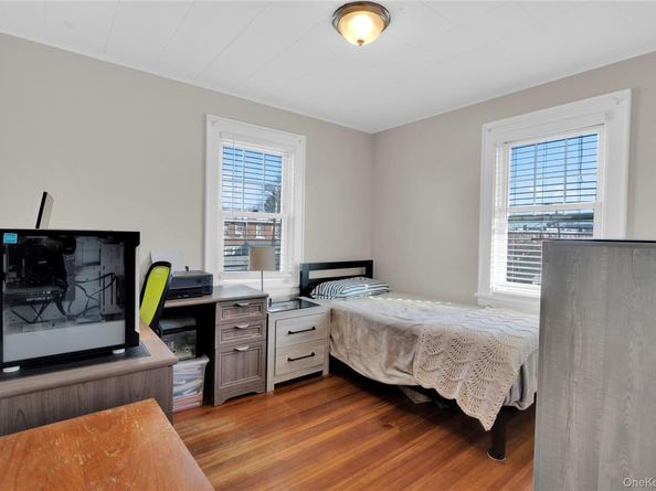 33 Pratt Street, New Rochelle NY 10801