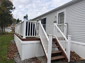 1661 Old Country Road 280, Riverhead NY 11901