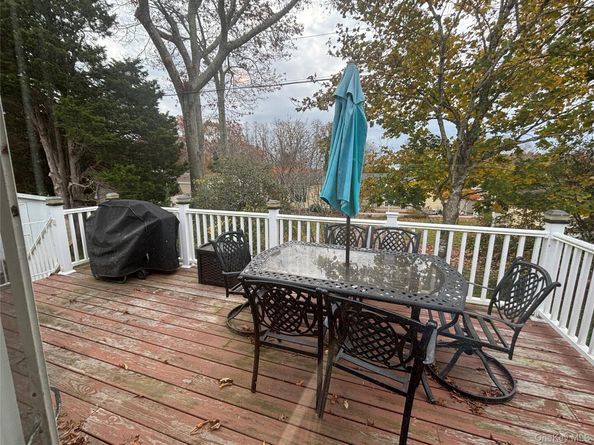 1661 Old Country Road 280, Riverhead NY 11901