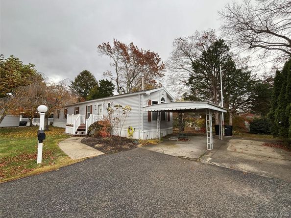 1661 Old Country Road 280, Riverhead NY 11901