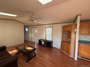 1661 Old Country Road 280, Riverhead NY 11901