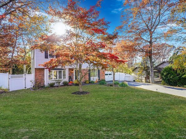 18 Ashford Drive, Ridge NY 11961