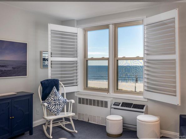 560 Broadway W 4R, Long Beach NY 11561