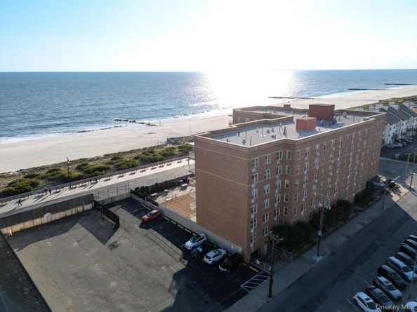 560 Broadway W 4R, Long Beach NY 11561