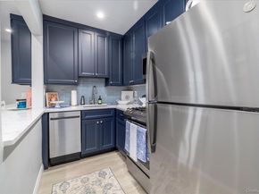 560 Broadway W 4R, Long Beach NY 11561