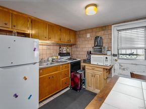 647 Seamans Neck Road, Seaford NY 11783