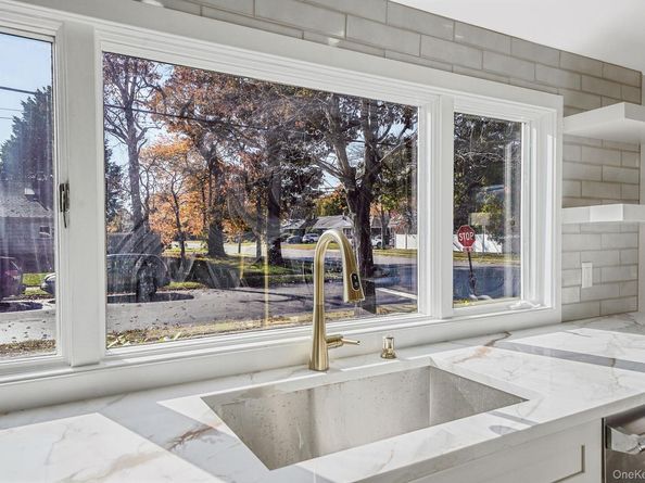 67 Bardolier Lane, Bay Shore NY 11706