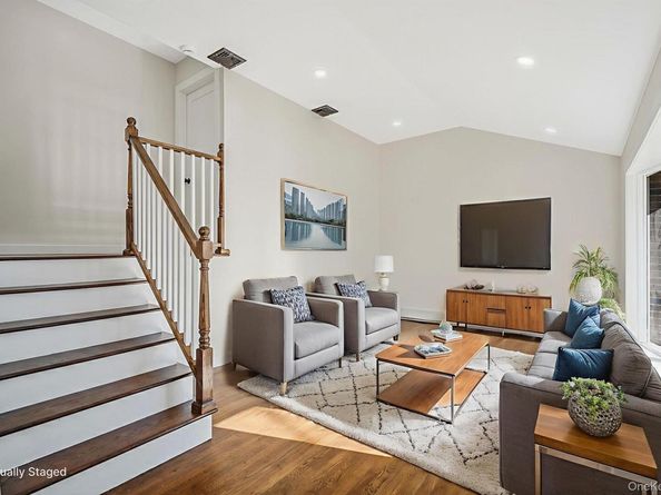 67 Bardolier Lane, Bay Shore NY 11706