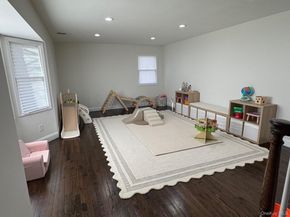 43 W Shore Road, Oakdale NY 11769