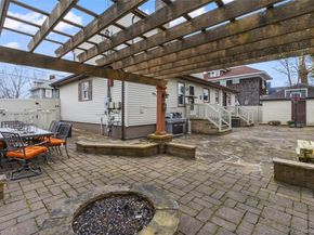 2 Burnett Avenue, Bay Shore NY 11706