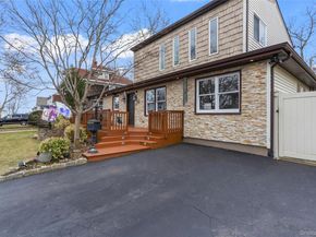2 Burnett Avenue, Bay Shore NY 11706