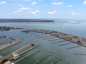 2 Burnett Avenue, Bay Shore NY 11706