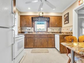 5 Sherwood Road, Glen Cove NY 11542