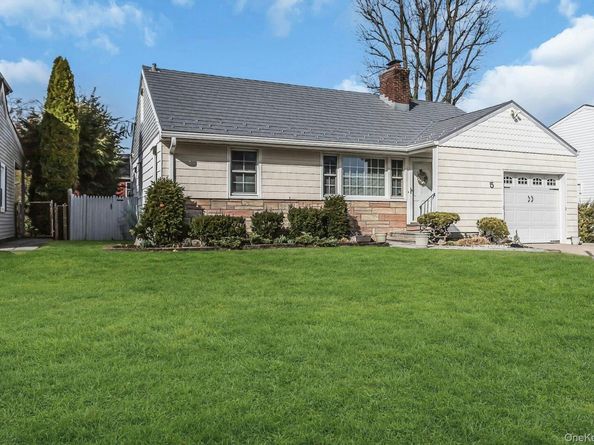 5 Sherwood Road, Glen Cove NY 11542