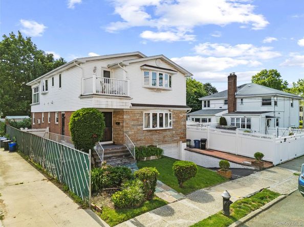 64-14 218th Street, Oakland Gardens NY 11364