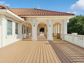 7 Cross Road, Remsenburg NY 11960