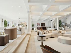 7 Cross Road, Remsenburg NY 11960
