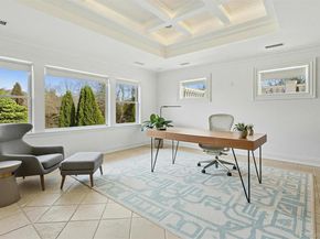 7 Cross Road, Remsenburg NY 11960