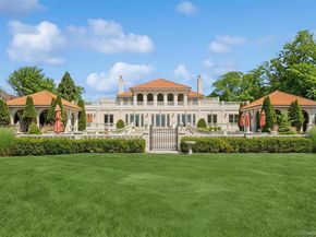 7 Cross Road, Remsenburg NY 11960