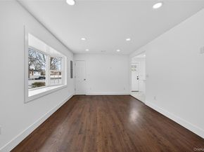 34 Propose Road, Shirley NY 11967