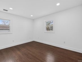 34 Propose Road, Shirley NY 11967