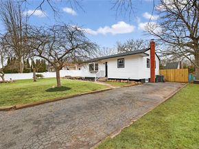 34 Propose Road, Shirley NY 11967