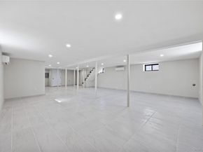 75-31 175th Street, Fresh Meadows NY 11366