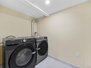 75-31 175th Street, Fresh Meadows NY 11366