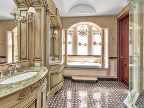 12 Point Crescent, Malba NY 11357