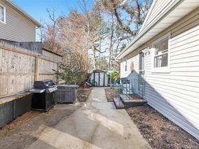 193 Maple Road, Wading River NY 11792