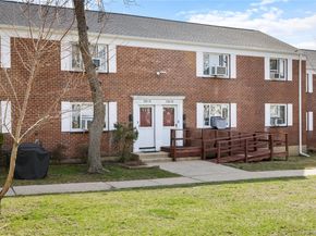 226-10 Manor Road Upper, Queens Village NY 11427