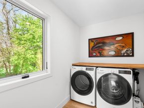 32 School Street, East Hampton NY 11937