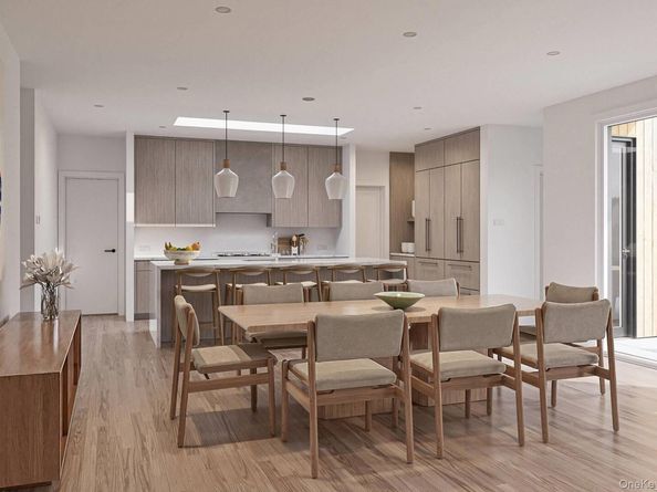 32 School Street, East Hampton NY 11937