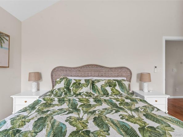 976 Surfview Walk, Ocean Beach NY 11770