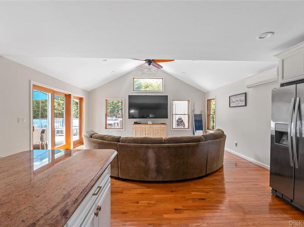 976 Surfview Walk, Ocean Beach NY 11770
