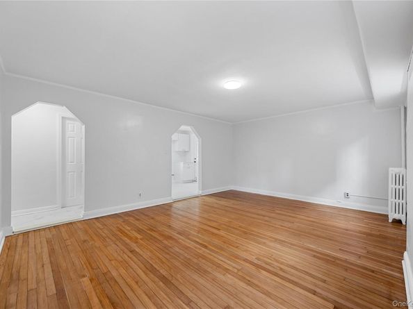 1054 Lydig Avenue, Bronx NY 10461