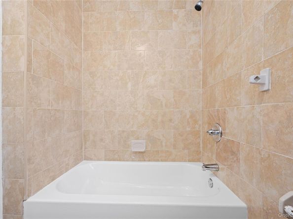 1054 Lydig Avenue, Bronx NY 10461