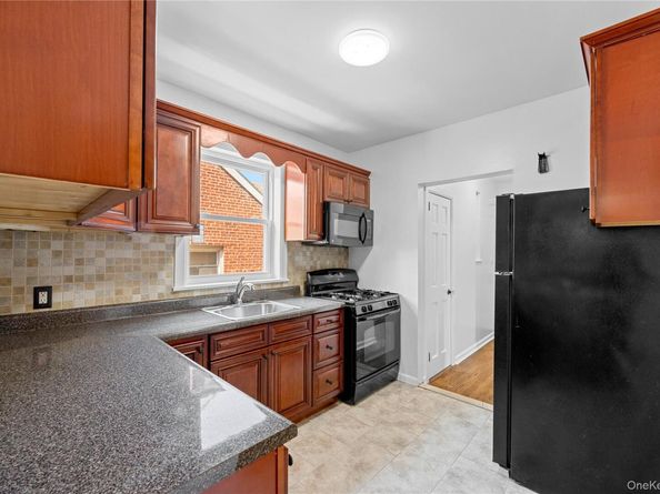 1054 Lydig Avenue, Bronx NY 10461