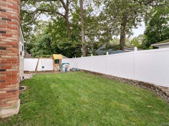 22 Babylon Drive, Sound Beach NY 11789
