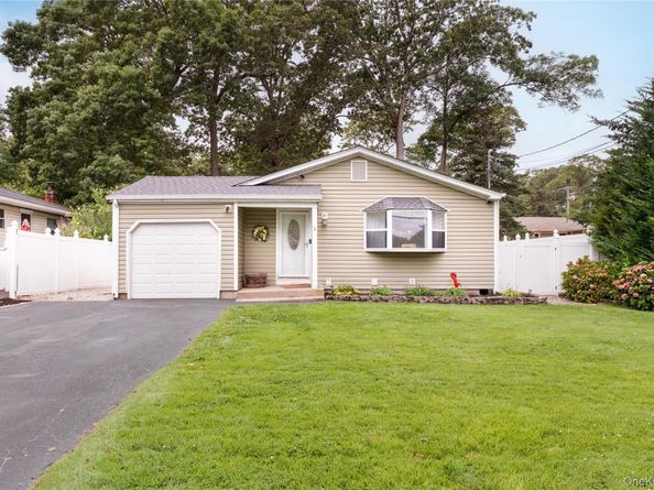22 Babylon Drive, Sound Beach NY 11789