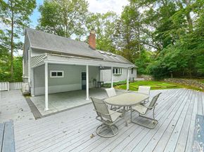 30 Tappen Drive, Melville NY 11747