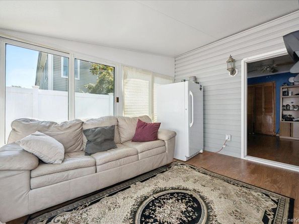 181 Springtime Lane N, Levittown NY 11756