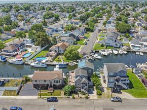 729 S 9th Street, Lindenhurst NY 11757