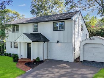 105 Julbet Drive
