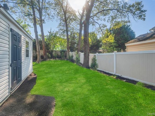 105 Julbet Drive, Sayville NY 11782